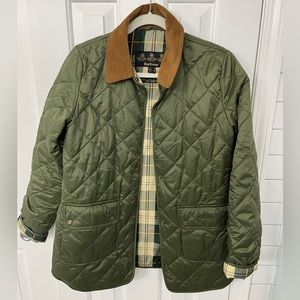 Very gently used Barbour Pilton Quilted Jacket, size US 6/ UK 10 in Olive